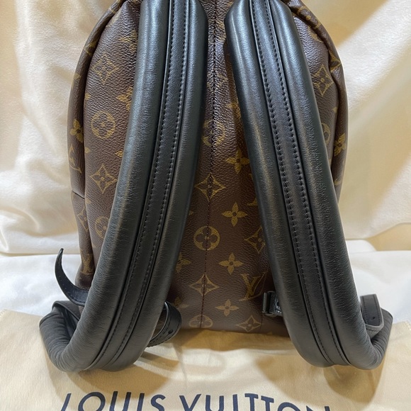 ❌SOLD❌💯Authentic Louis Vuitton Palm Springs PM - Picture 6 of 17